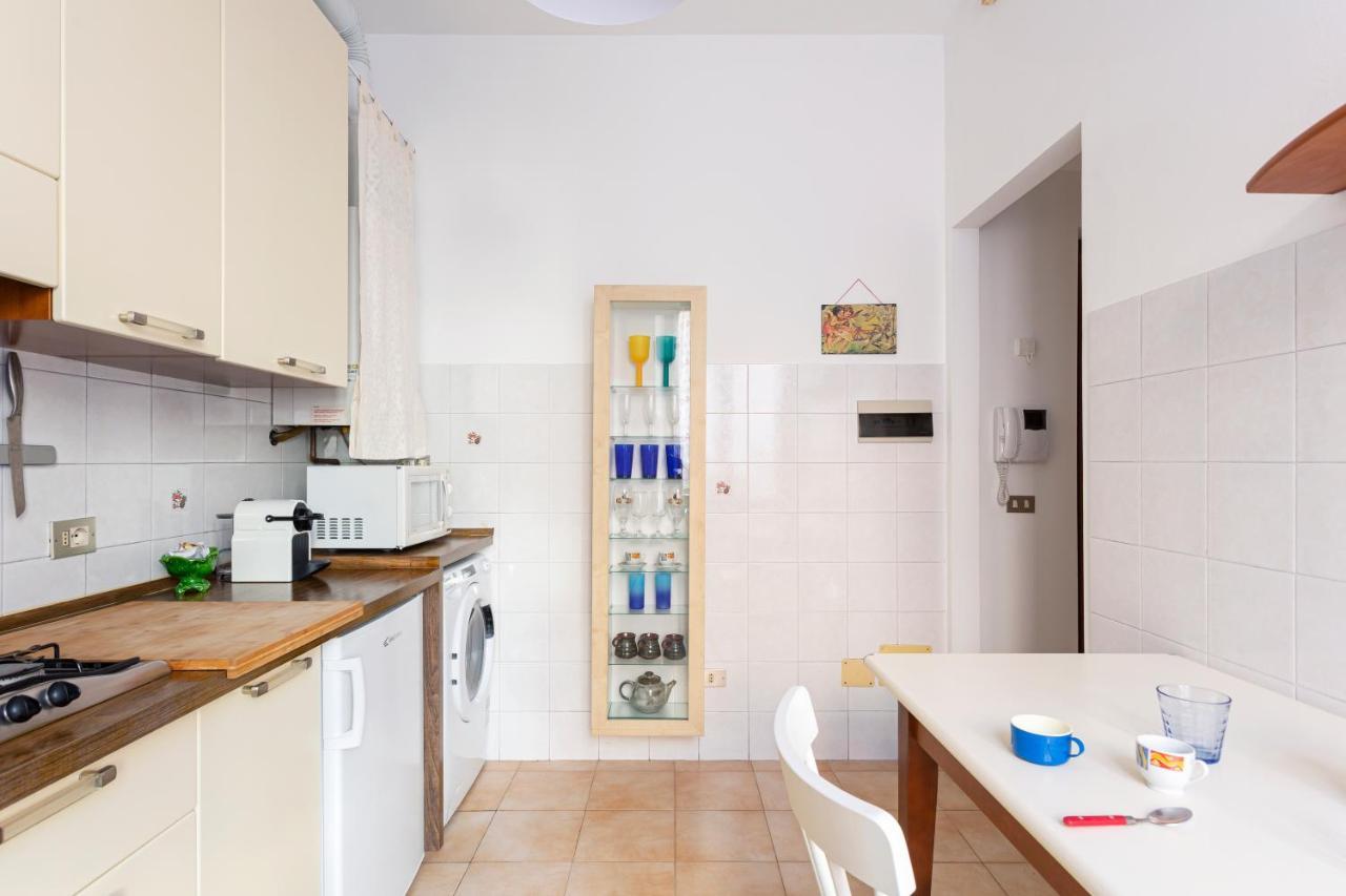 Comfy Apartment In Corso Como Mailand Exterior foto