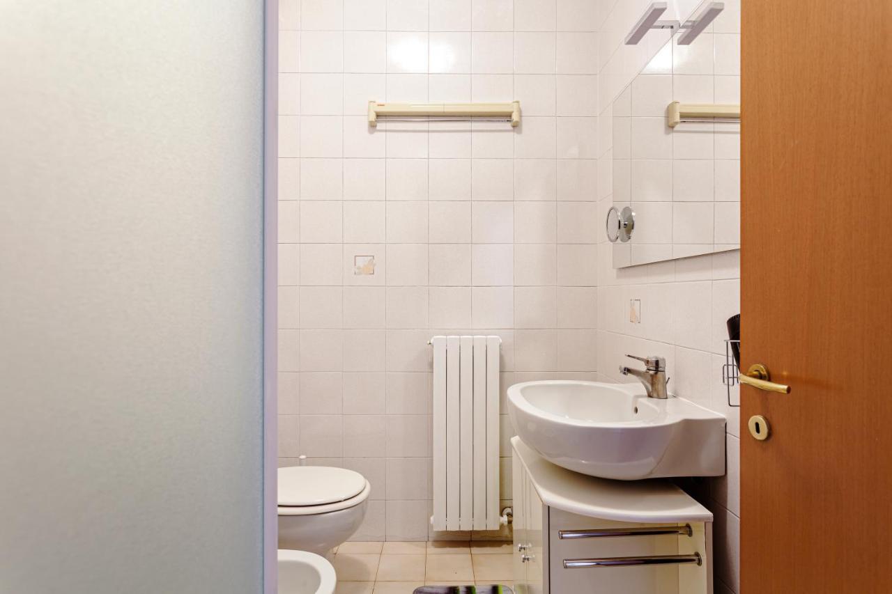 Comfy Apartment In Corso Como Mailand Exterior foto